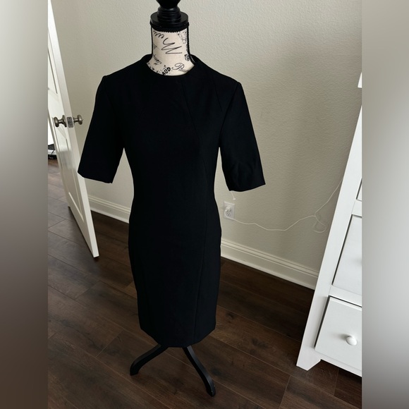 Trina Turk size 2/4 (see description) Aperitif Black Dress Elegant retails $398 - Picture 2 of 6